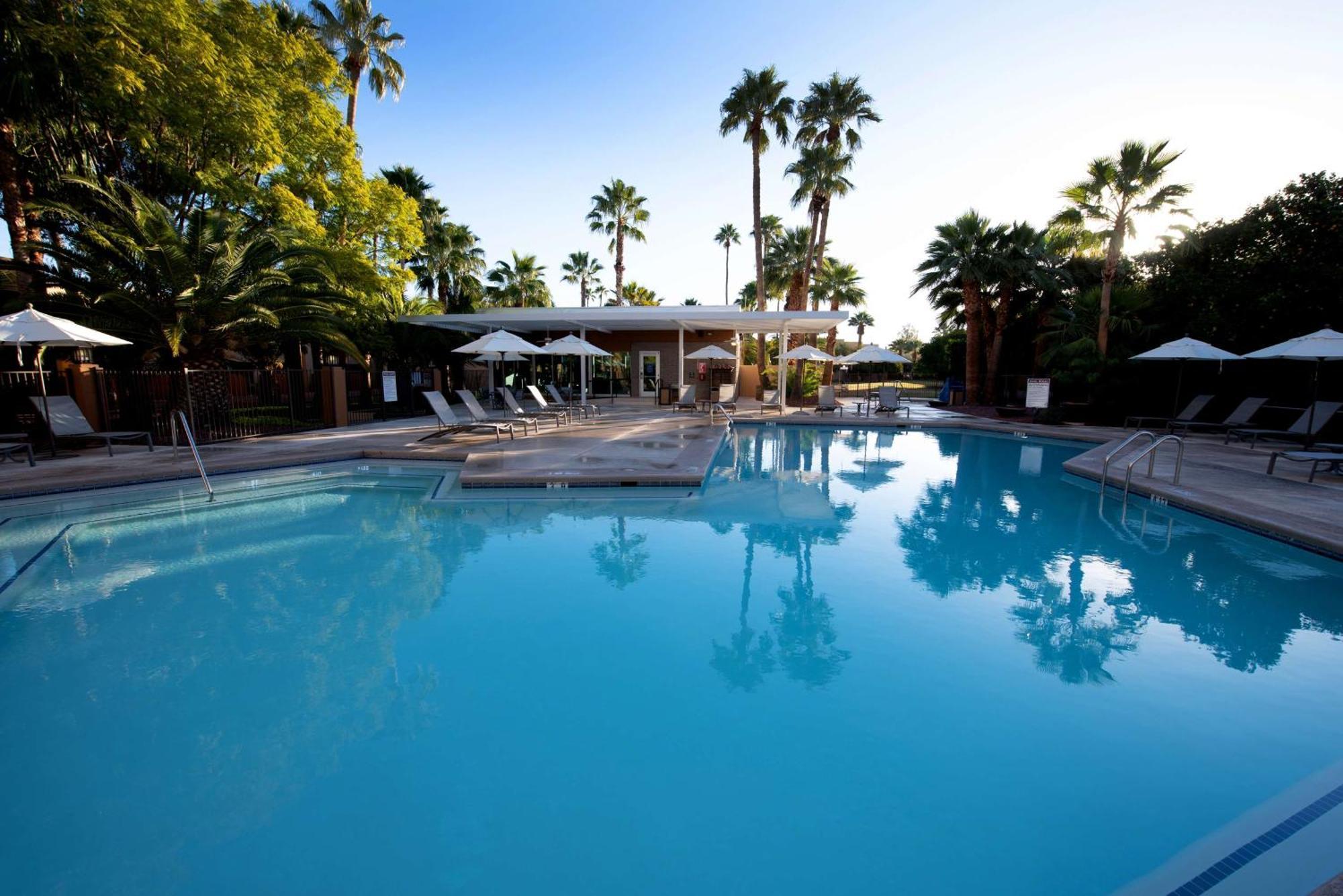 Doubletree By Hilton Tucson-Reid Park Ξενοδοχείο Εξωτερικό φωτογραφία